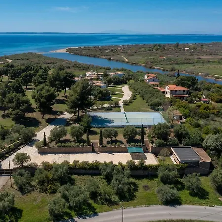 Serenity Pool Retreat By Halkidiki ヴィラ