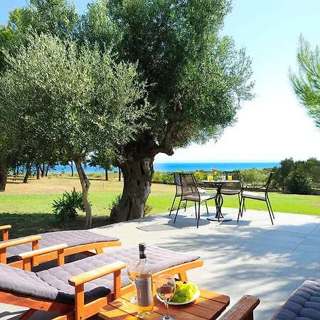 Serenity Pool Retreat By Halkidiki Вилла Vatopedi