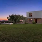 Serenity Pool Retreat By Halkidiki *